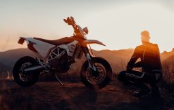 
										Husqvarna 701 full									