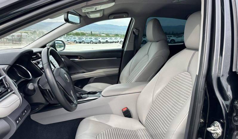
								Toyota Camry full									