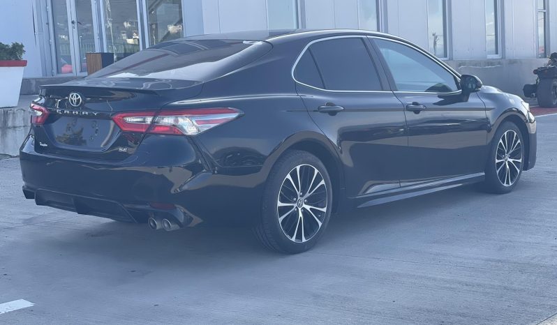 
								Toyota Camry full									