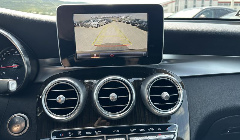 
								Mercedes-Benz glc 300 full									