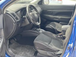 
										Mitsubishi Outlander Sport full									