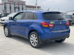 
										Mitsubishi Outlander Sport full									