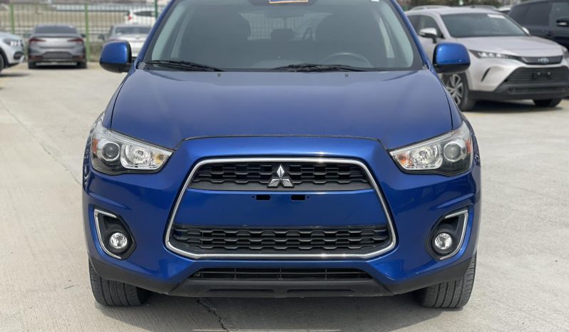 
								Mitsubishi Outlander Sport full									