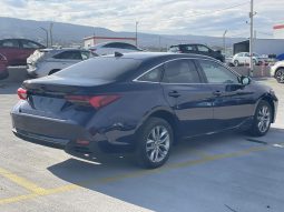 
										Toyota Avalon full									