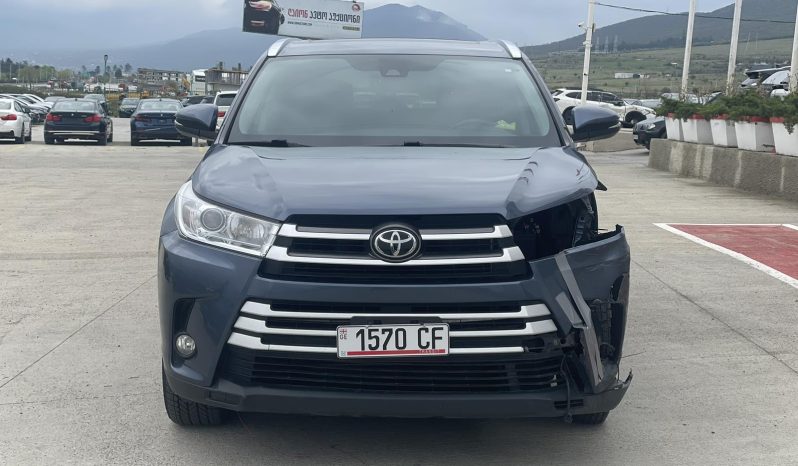 
								Toyota highlandeer full									