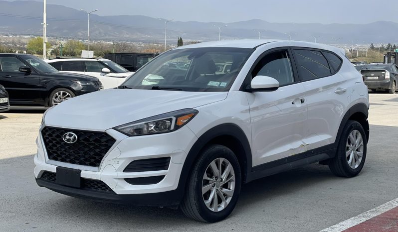 
								Hyundai Tucson full									