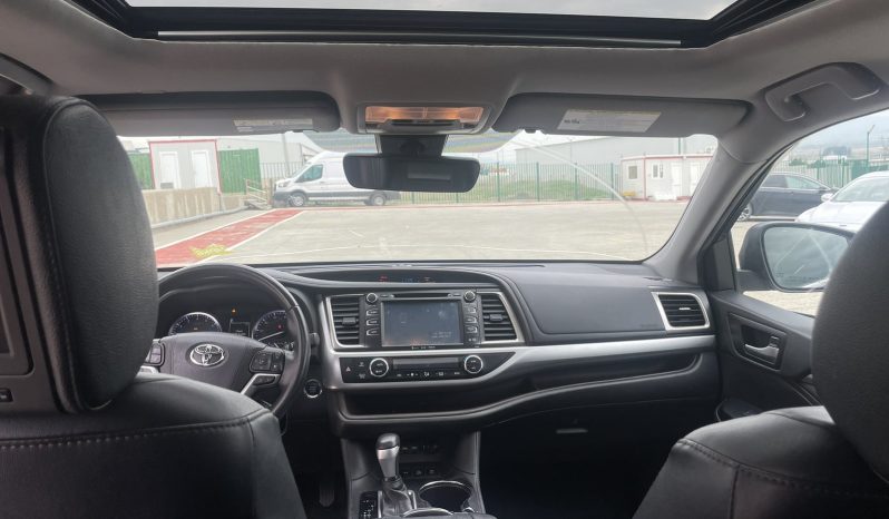 
								Toyota highlandeer full									