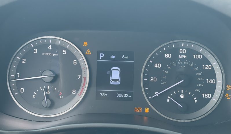 
								Hyundai Tucson full									