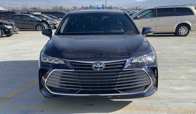 
								Toyota Avalon full									