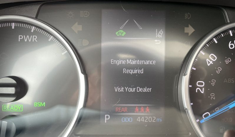 
								Toyota RAV 4 full									
