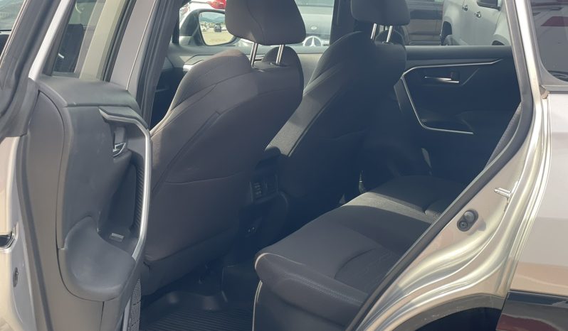 
								Toyota rav-4 full									