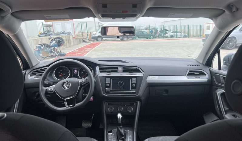 
								Volkswagen Tiguan full									