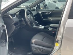 
										Toyota rav-4 full									