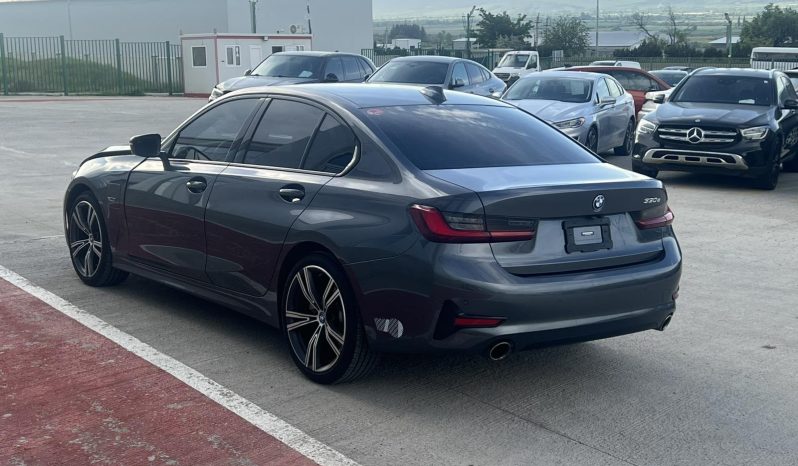 
								BMW 33O full									