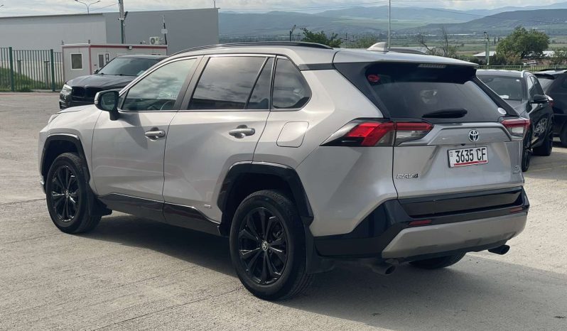 
								Toyota rav-4 full									
