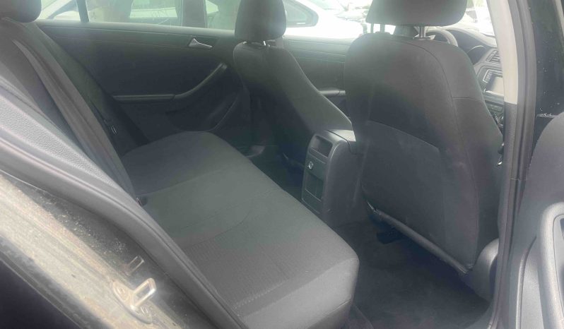 
								Volkswagen jetta full									
