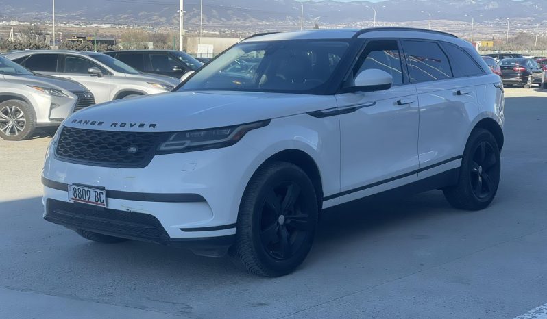 
								LAND ROVER RANGE ROVER VELARI full									