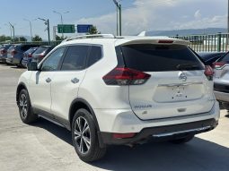 
										NISSAN ROUGE full									