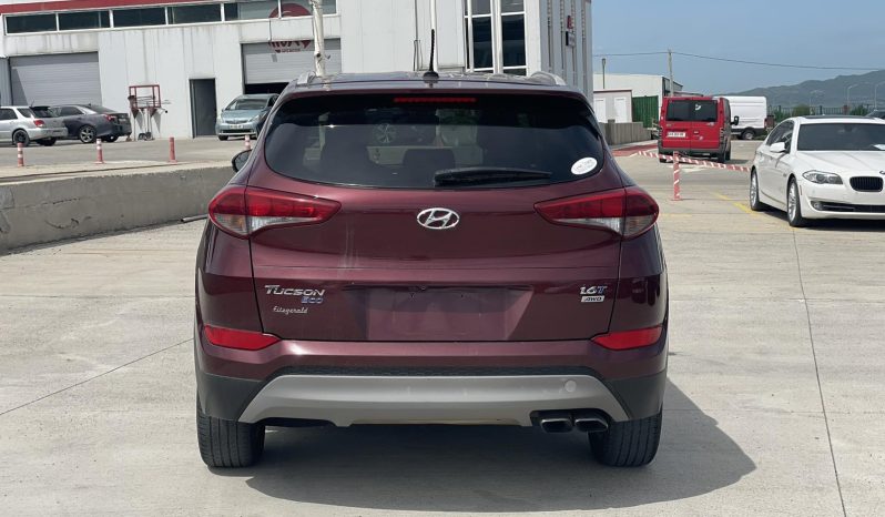 
								Hyundai tucson full									