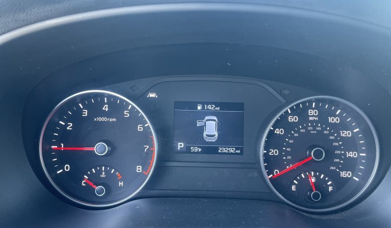 
								kia sportage full									