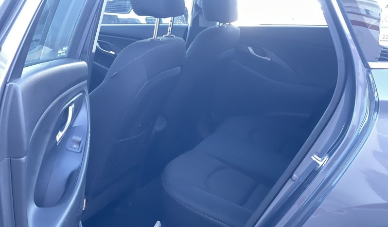 
								Hyunda elantra gt full									