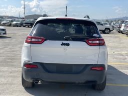 
										JEEP CHEROKEE full									