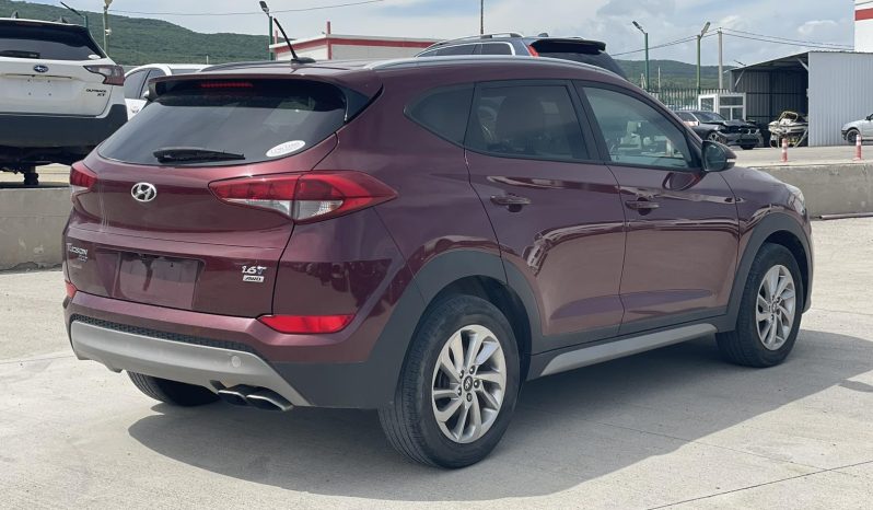 
								Hyundai tucson full									