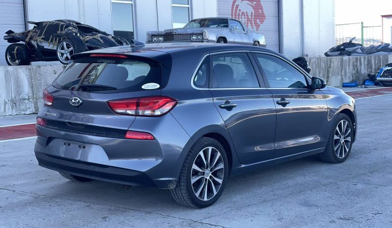 
								Hyunda elantra gt full									