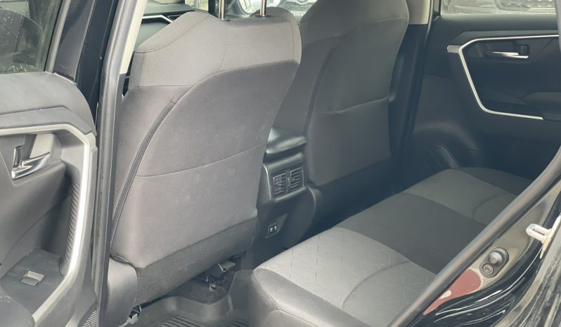 
								Toyota rav-4 full									