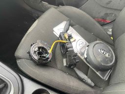 
										Kia forte full									