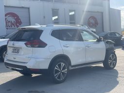 
										NISSAN ROUGE full									