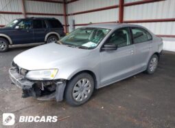 
										VOLKSWAGEN JETTA full									