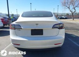 
										TESLA MODEL 3 full									