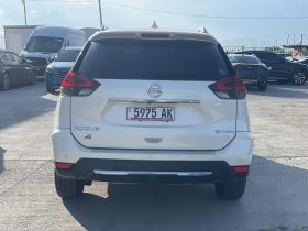 NISSAN ROUGE