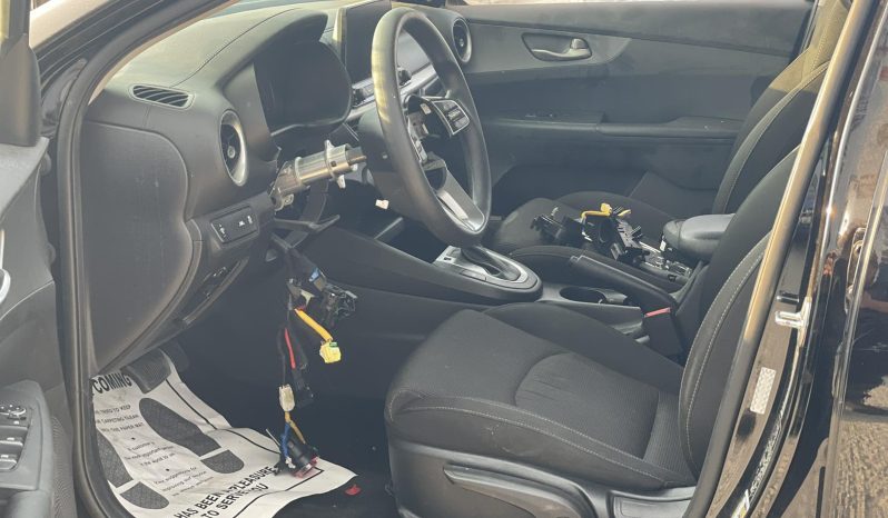 
								Kia forte full									
