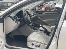 
										Volksvagen passat full									