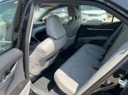 
										TOYOTA CAMRY full									