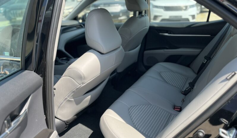 
								TOYOTA CAMRY full									