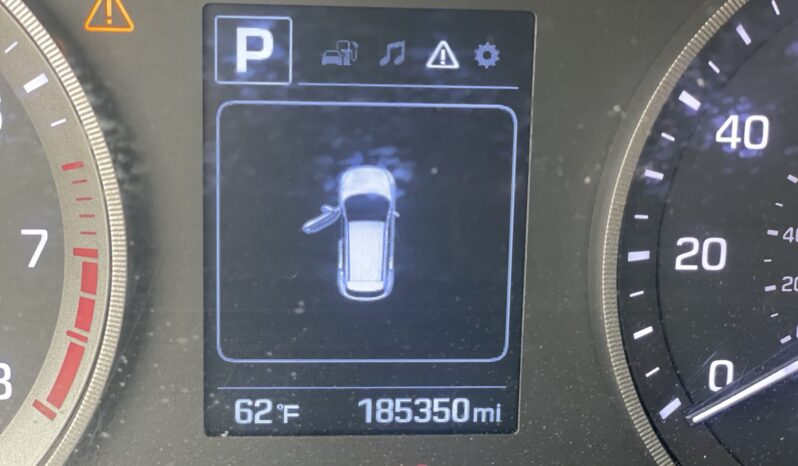 
								hyundai tucson full									